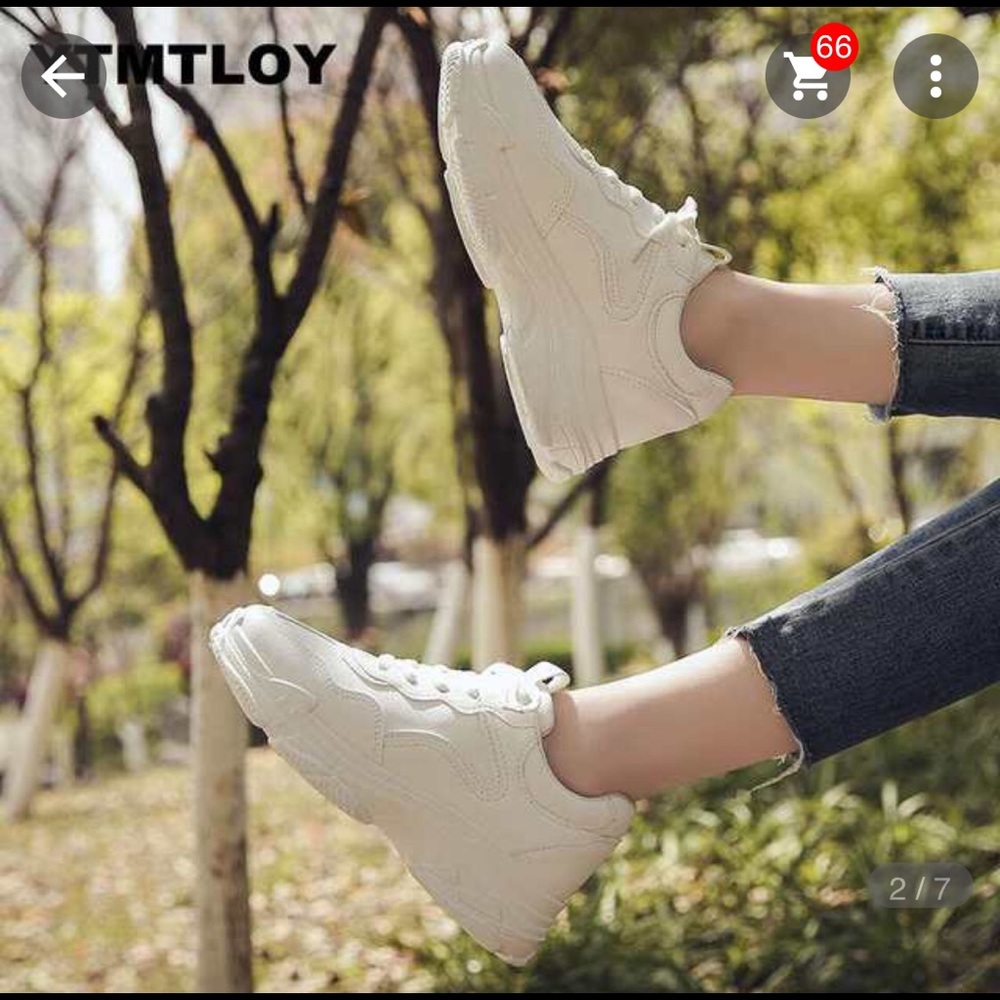 White Chunky Platform sneakers size 6 - 1 left❗️